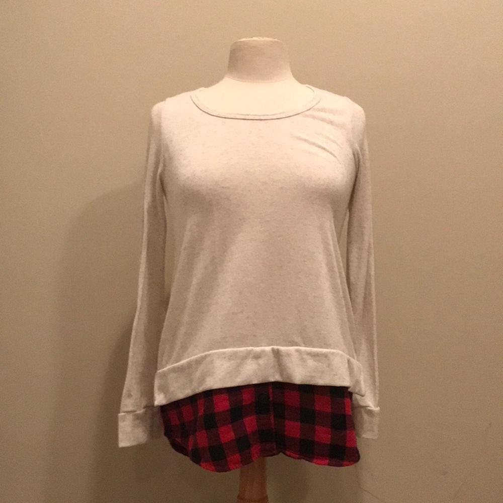 Oatmeal long-sleeved shirt with flannel